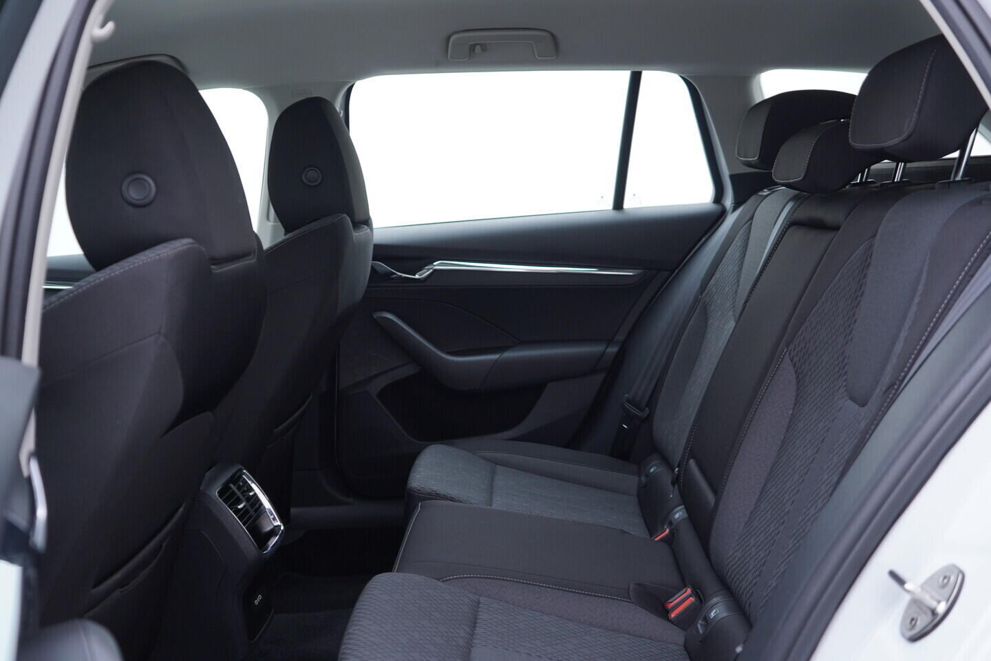 OV190V11487_38.webp_OCTAVIA Style 1.4 TSI 150 kW automat, DPH