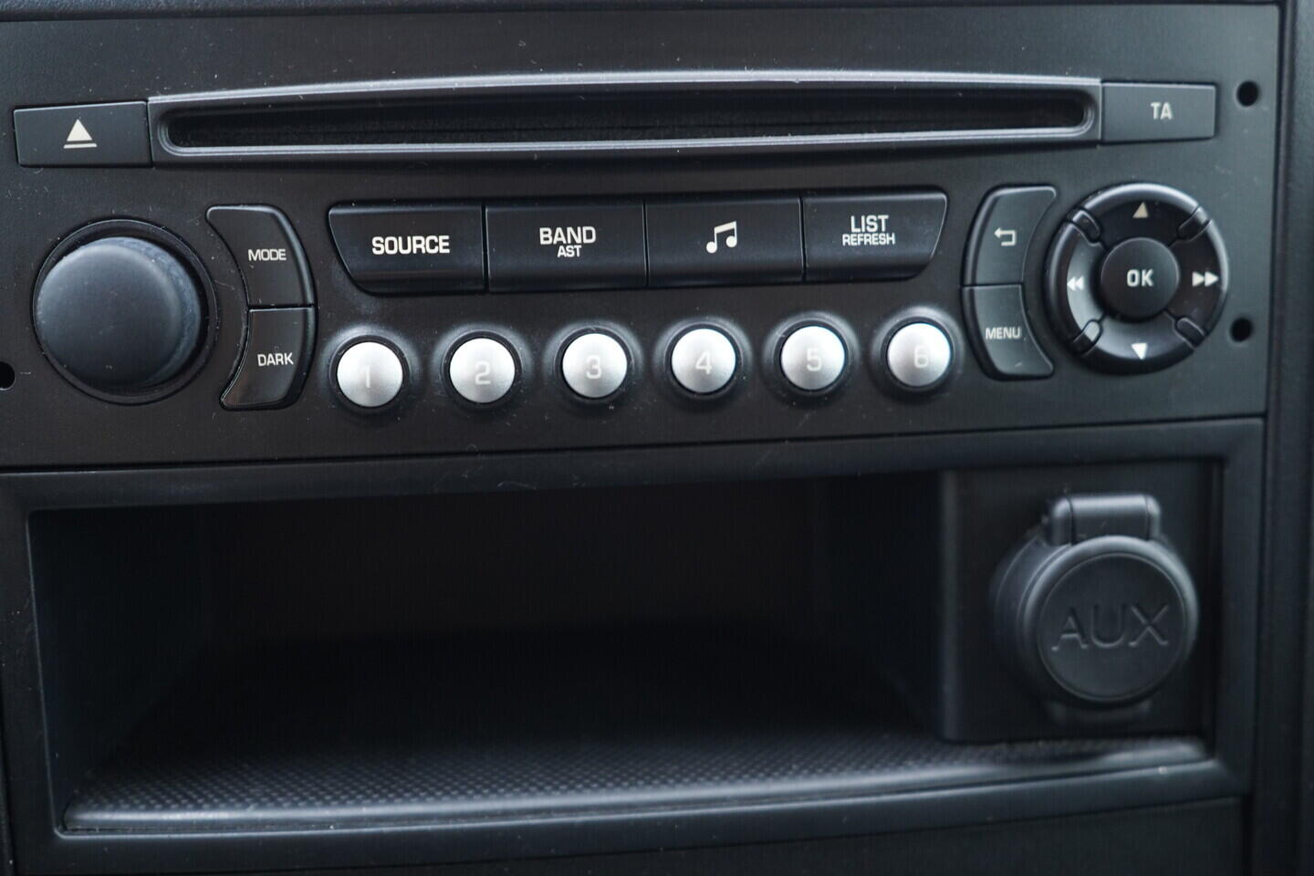 OV190V11502_31.webp_PARTNER  1.6 HDI 73 kW automat