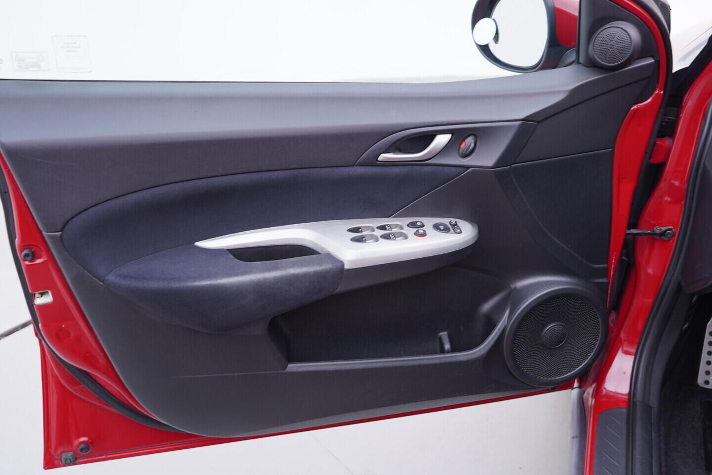 OV190V11503_19.webp_CIVIC  1.8 V-TEC 103 kW manuál