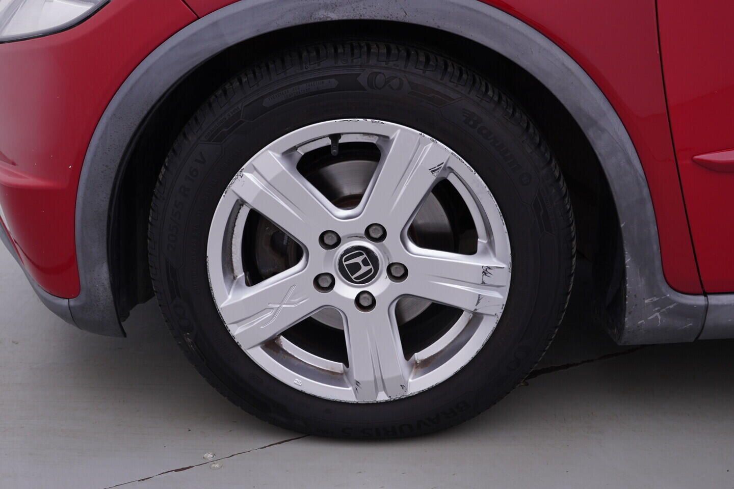 OV190V11503_36.webp_CIVIC  1.8 V-TEC 103 kW manuál