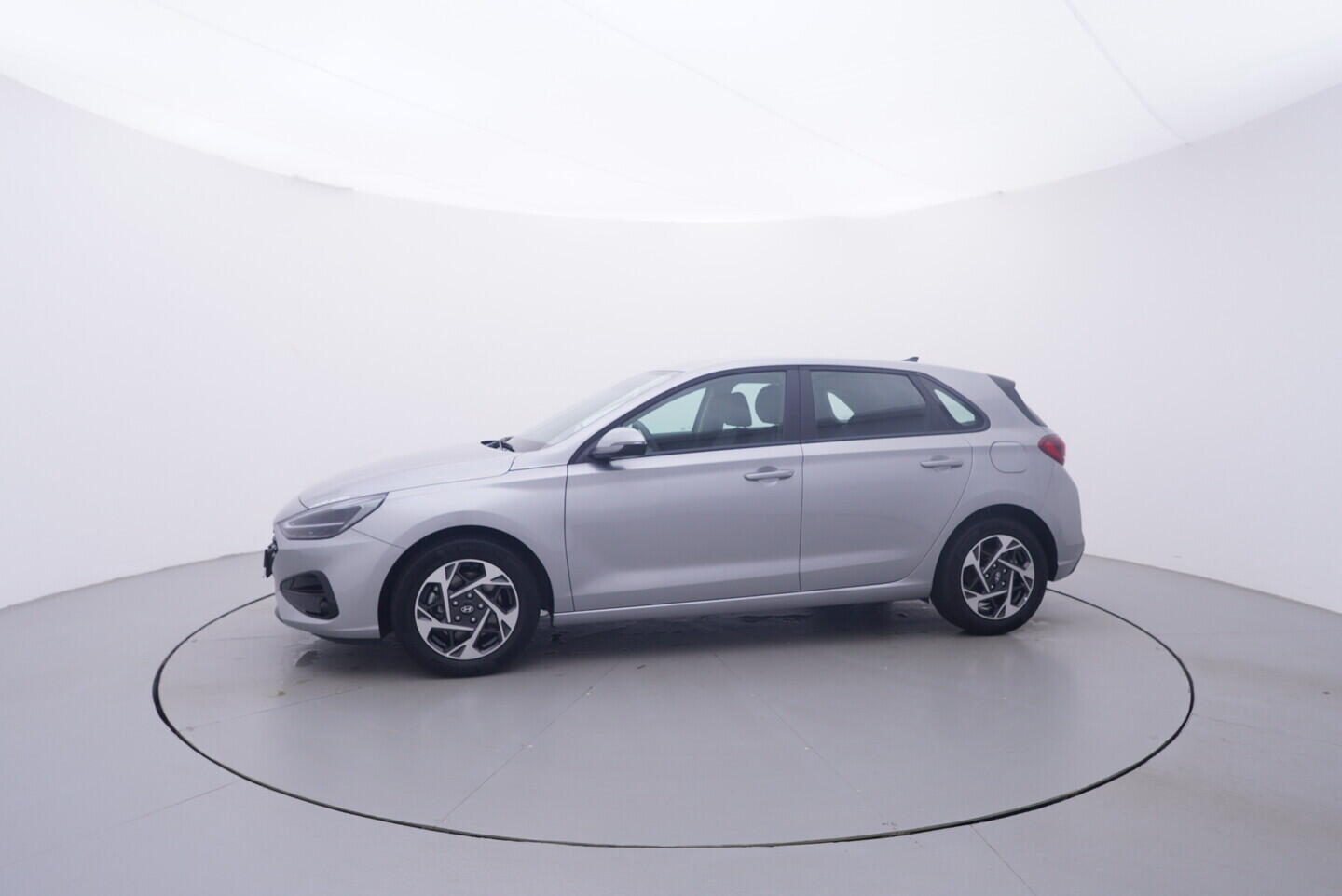 OV190V11510_11.webp_I30 Comfort 1.0 T-GDI 74 kW manuál, DPH