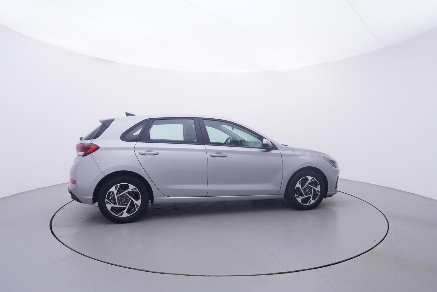 OV190V11510_15.webp_I30 Comfort 1.0 T-GDI 74 kW manuál, DPH