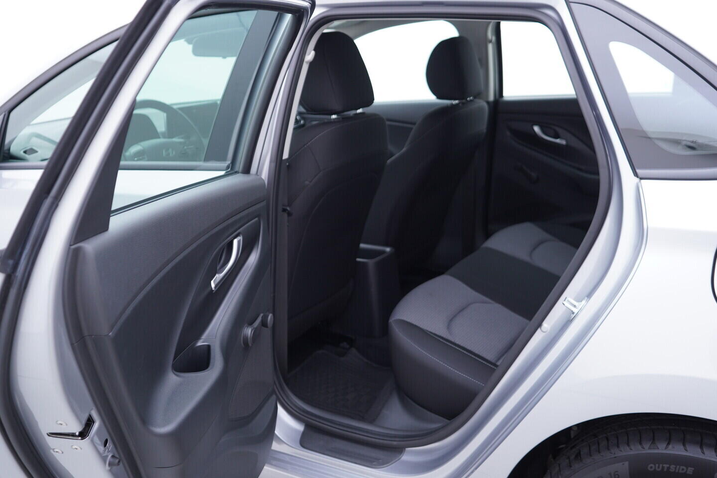 OV190V11510_33.webp_I30 Comfort 1.0 T-GDI 74 kW manuál, DPH