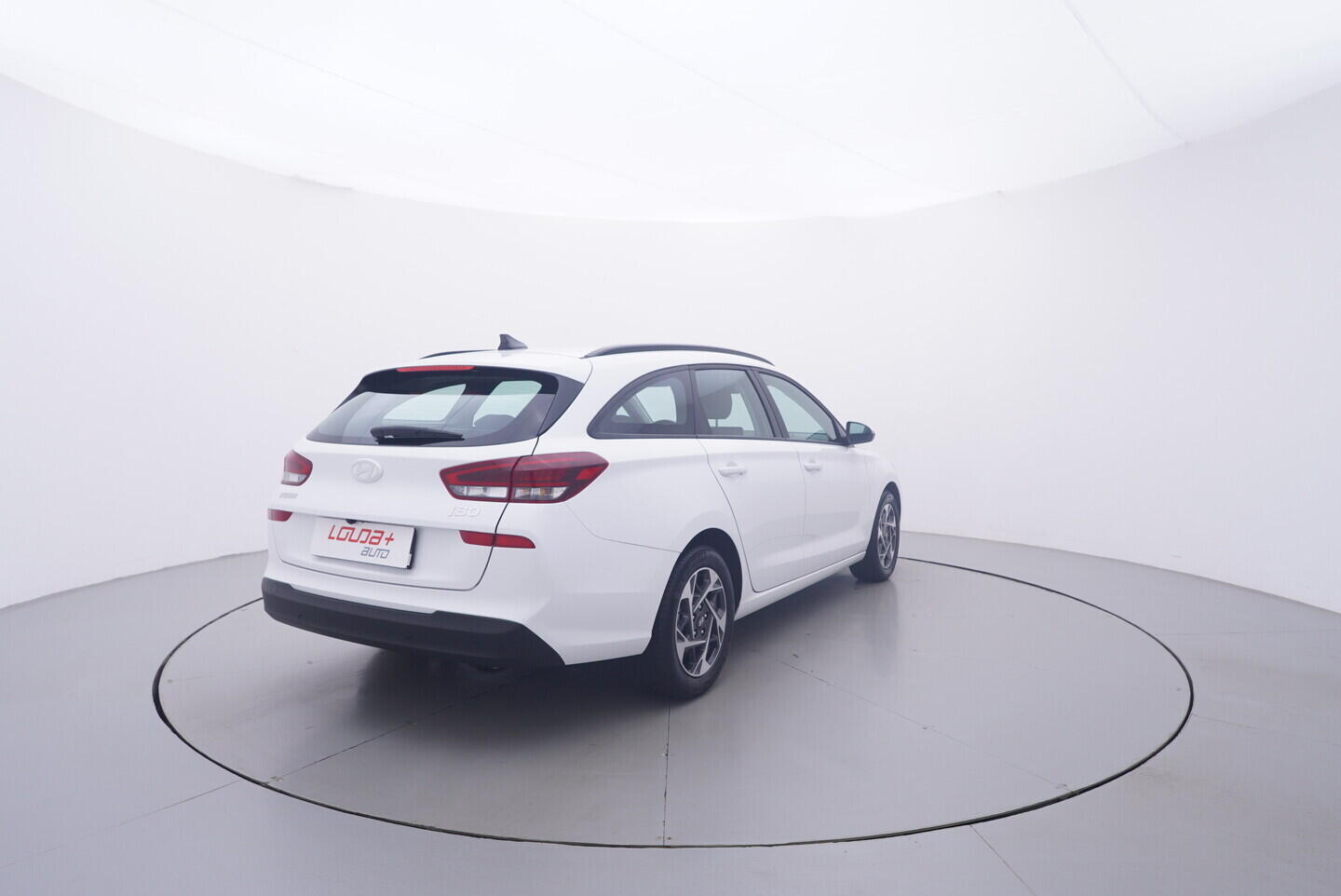 OV190V11524_10.webp_I30 Smart 1.0 GDI 74 kW manuál, DPH