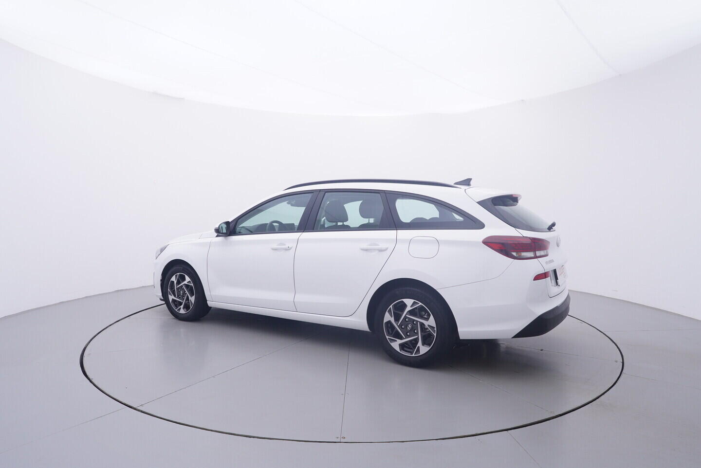 OV190V11524_16.webp_I30 Smart 1.0 GDI 74 kW manuál, DPH