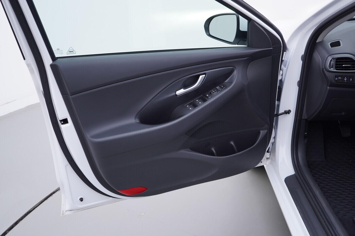OV190V11524_19.webp_I30 Smart 1.0 GDI 74 kW manuál, DPH