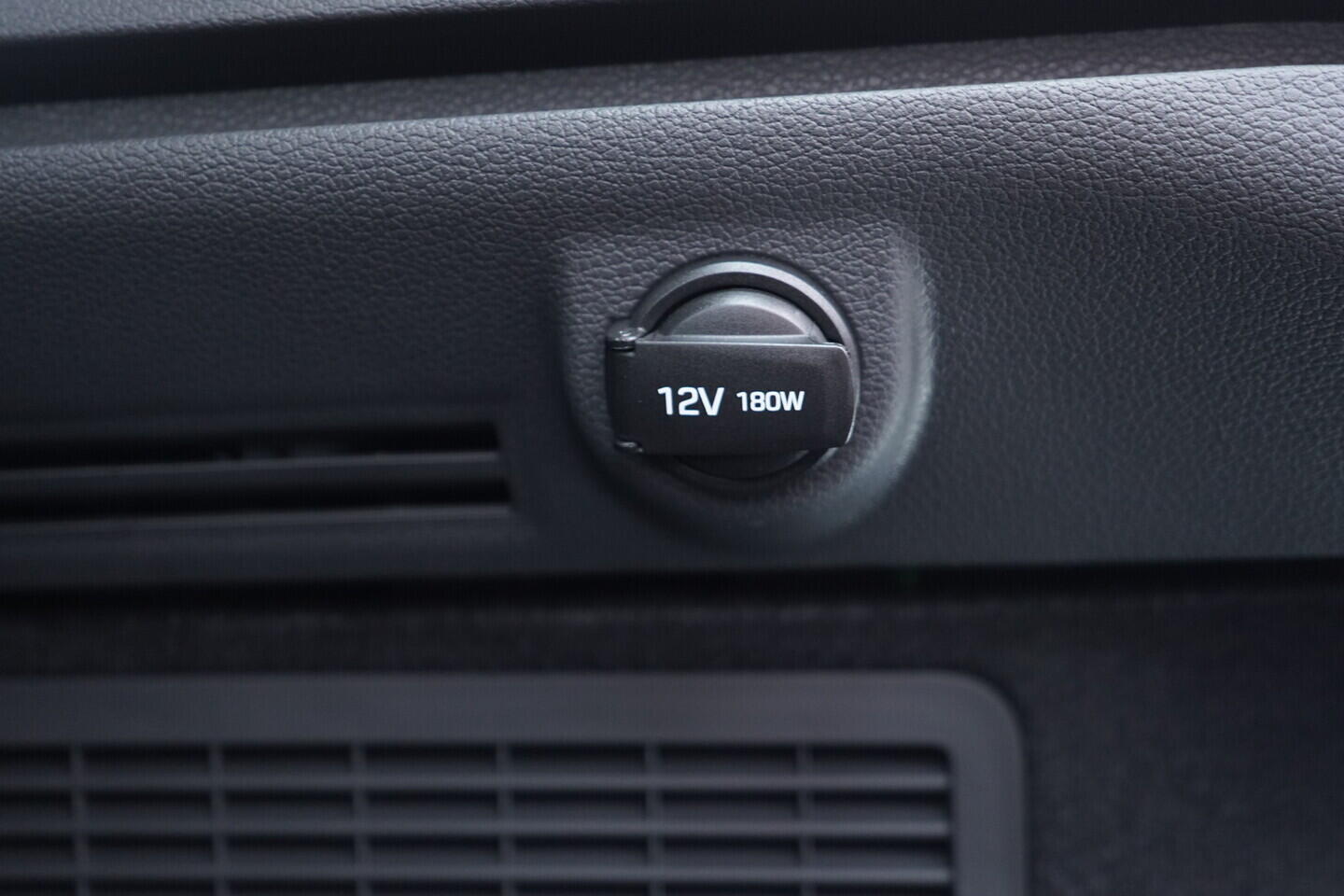 OV190V11524_38.webp_I30 Smart 1.0 GDI 74 kW manuál, DPH
