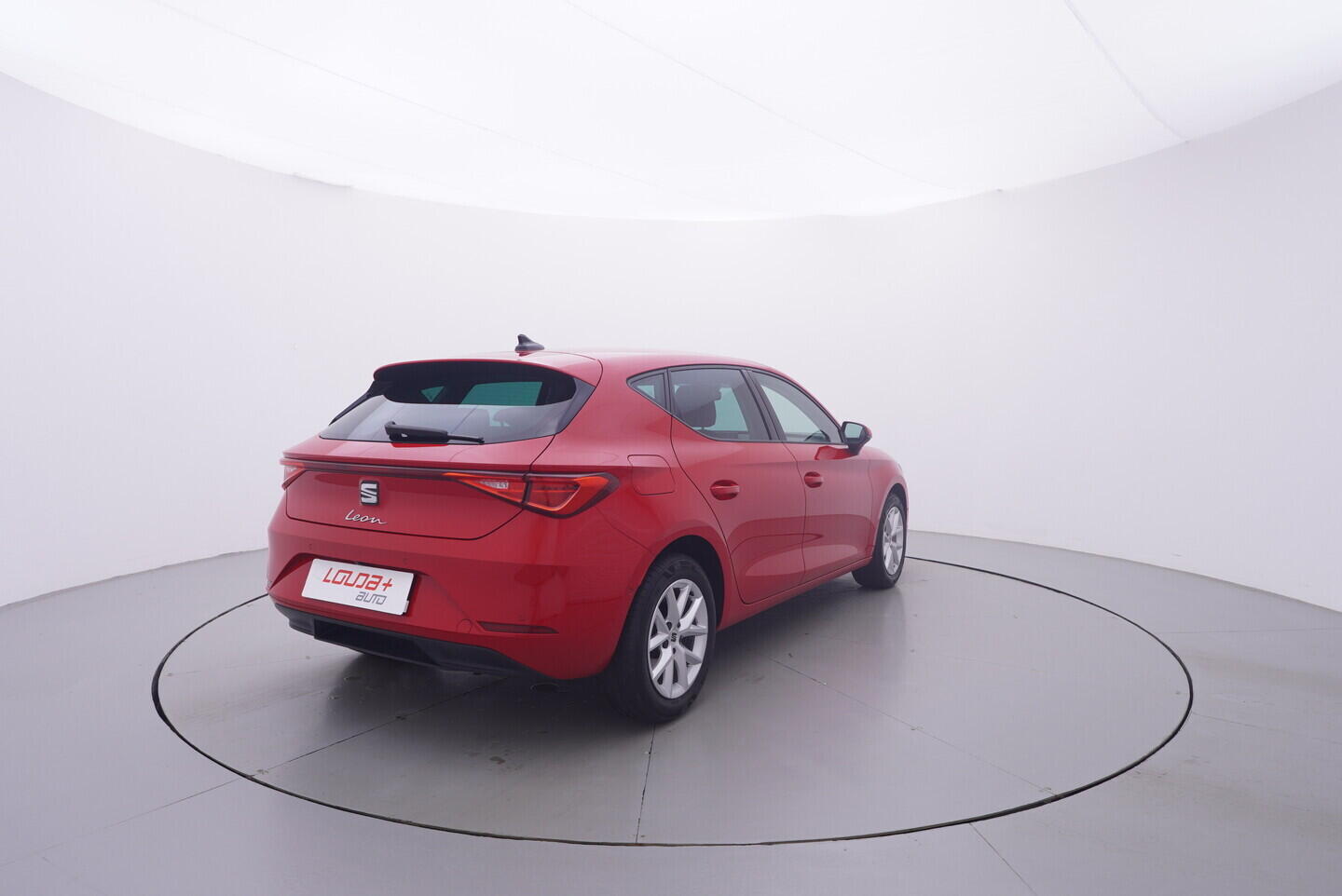 OV190V11527_14.webp_LEON Style 1.0 TSI 81 kW manuál, DPH
