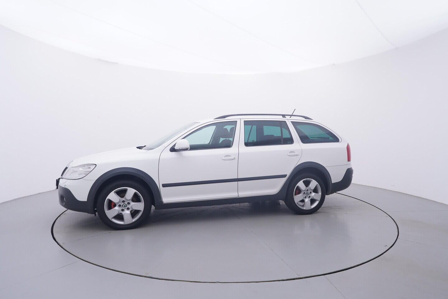 OV190V11531_11.webp_OCTAVIA Scout 2.0 TDI 103 kW manuál