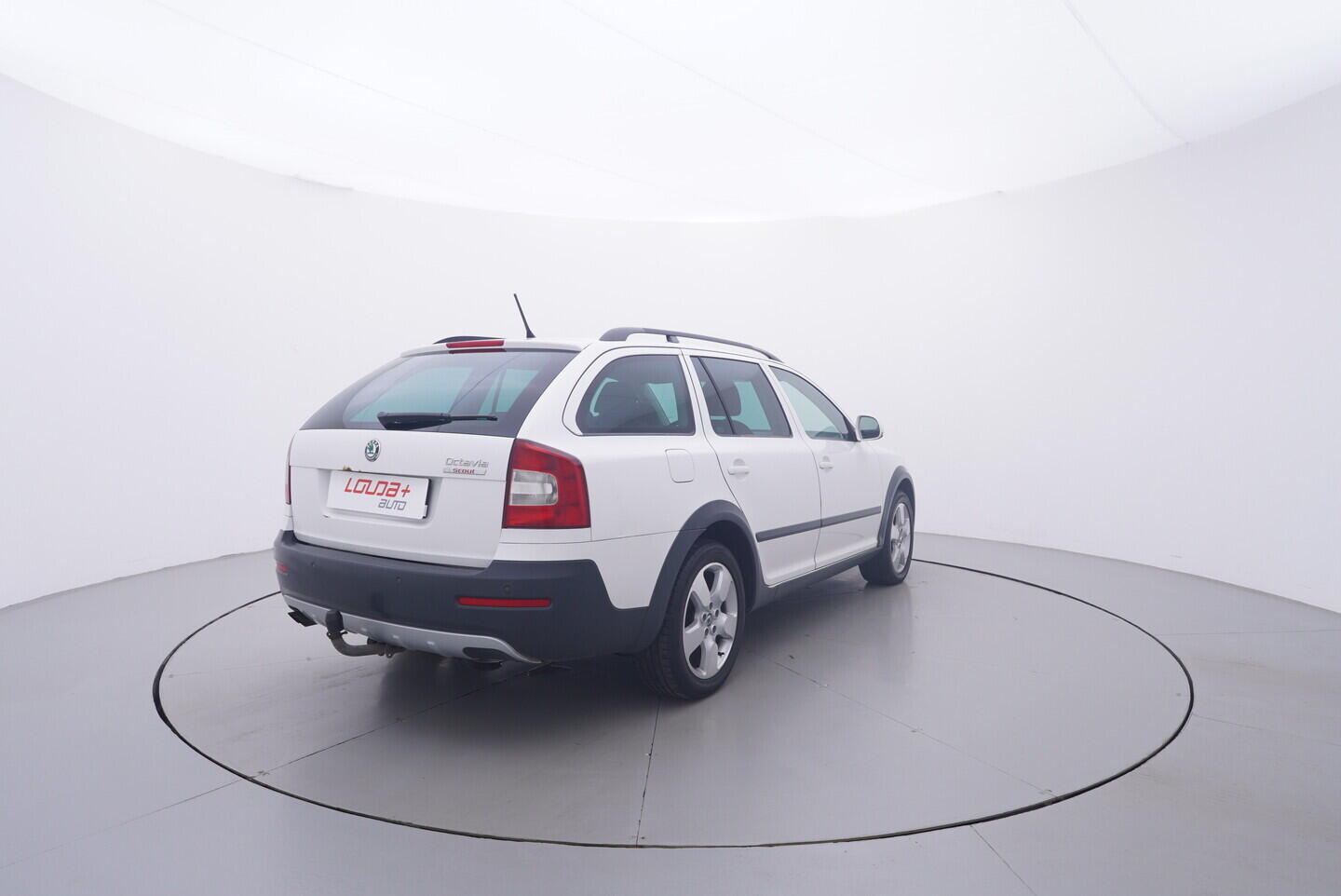 OV190V11531_14.webp_OCTAVIA Scout 2.0 TDI 103 kW manuál