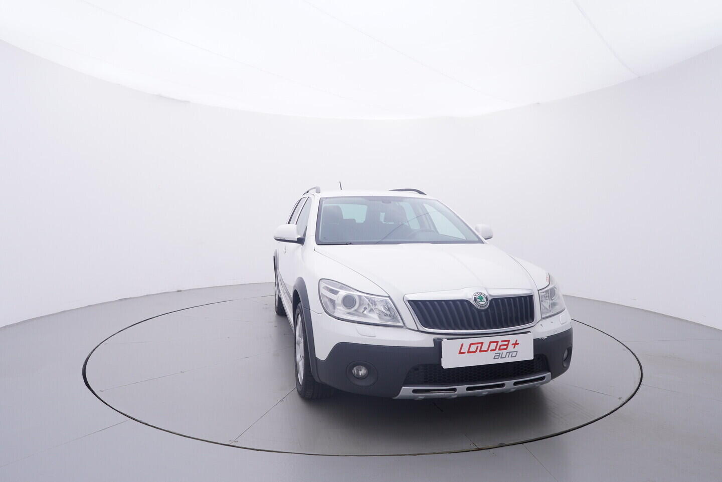 OV190V11531_17.webp_OCTAVIA Scout 2.0 TDI 103 kW manuál