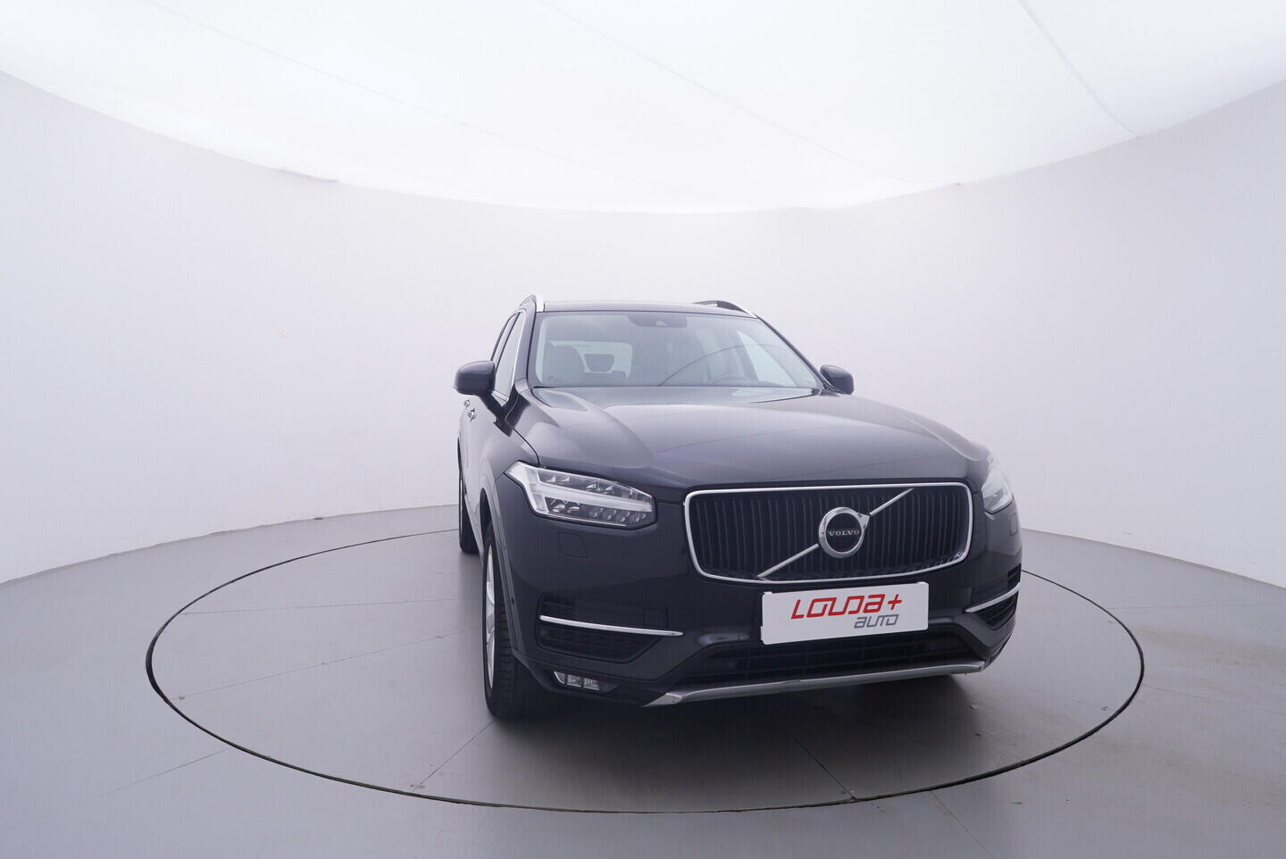 OV190V11540_17.webp_XC90 Momentum 2.0 D5 AWD 165 kW automat