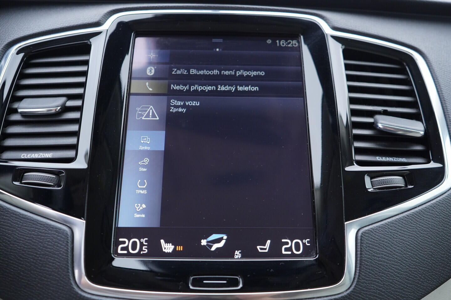 OV190V11540_36.webp_XC90 Momentum 2.0 D5 AWD 165 kW automat