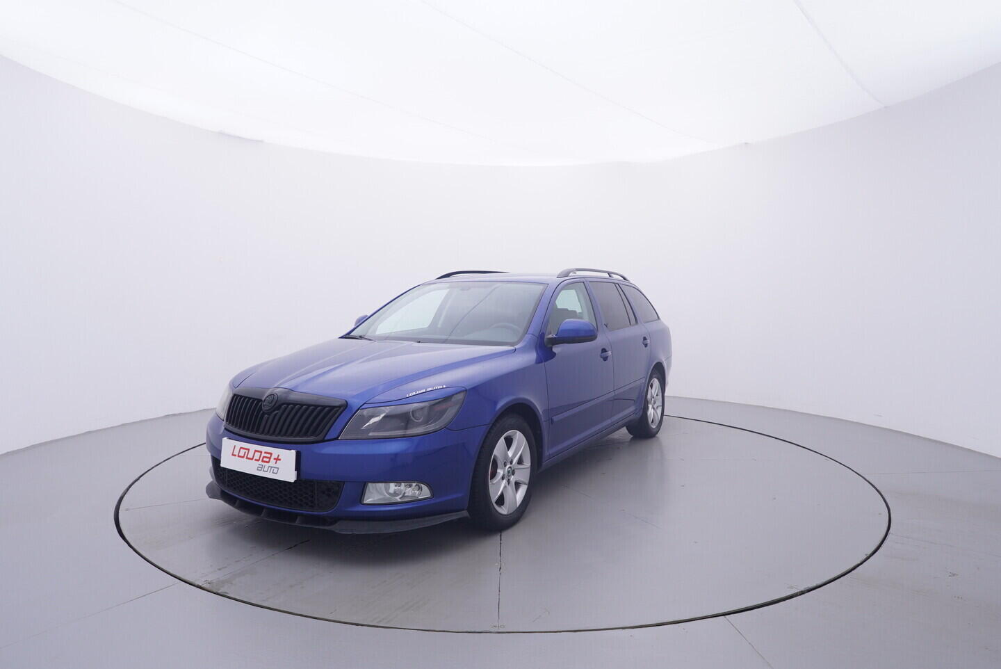 OV190V11541_10.webp_OCTAVIA Elegance 1.6 TDI 77 kW manuál