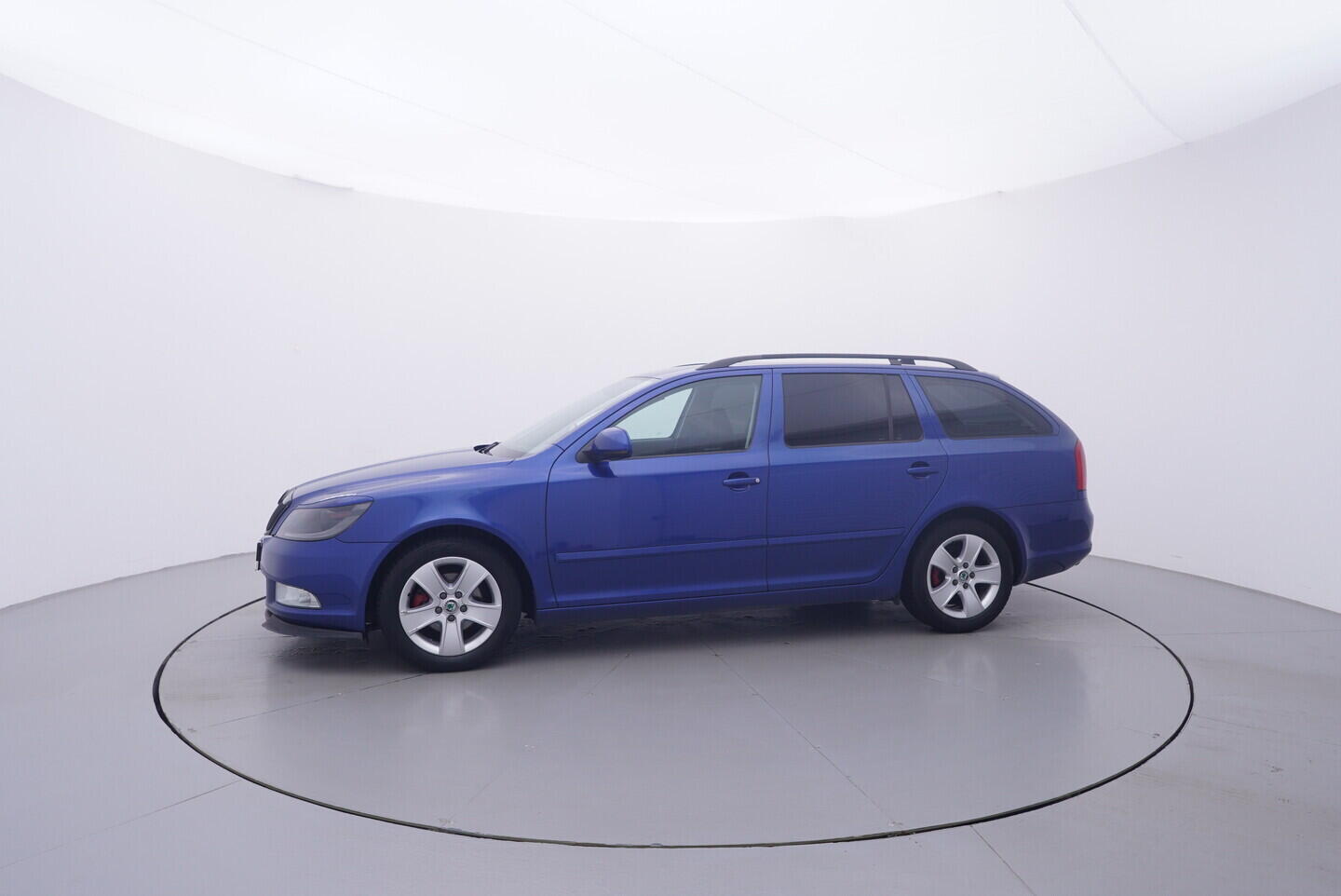 OV190V11541_11.webp_OCTAVIA Elegance 1.6 TDI 77 kW manuál
