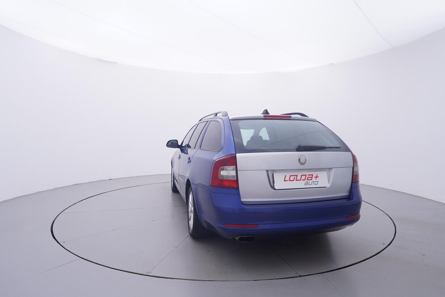 OV190V11541_13.webp_OCTAVIA Elegance 1.6 TDI 77 kW manuál