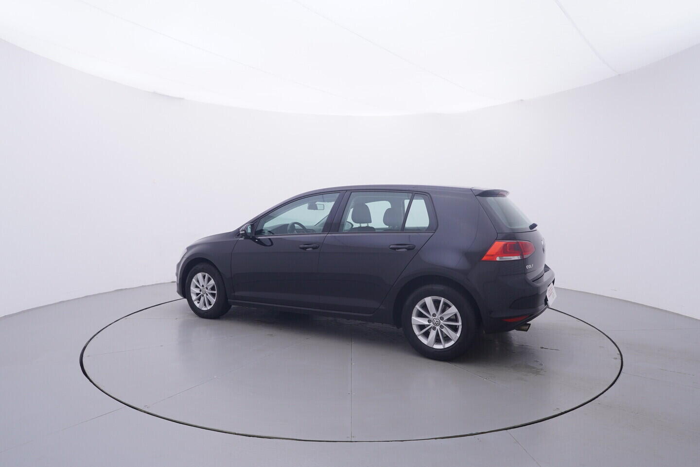 OV190V11544_12.webp_GOLF Trendline 1.2 TSI 81 kW manuál