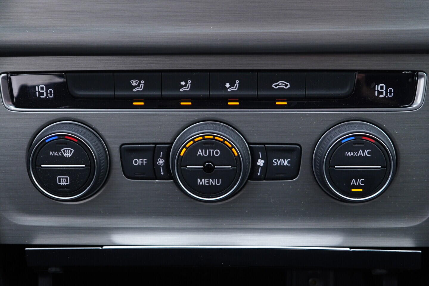 OV190V11544_32.webp_GOLF Trendline 1.2 TSI 81 kW manuál