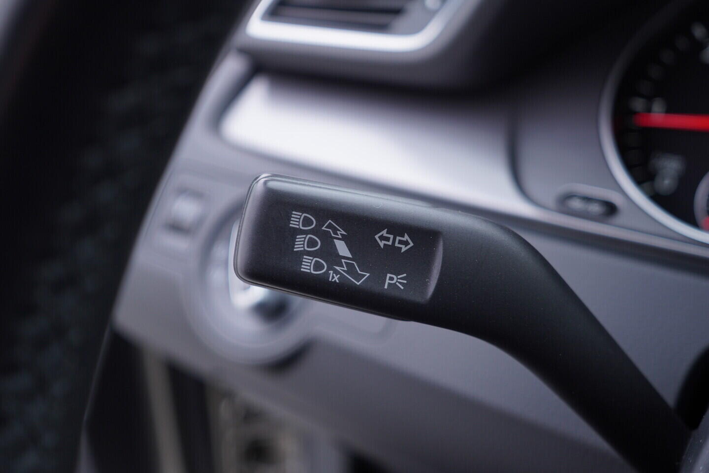OV190V11545_25.webp_PASSAT comfortline 2.0 TDI 103 kW manuál