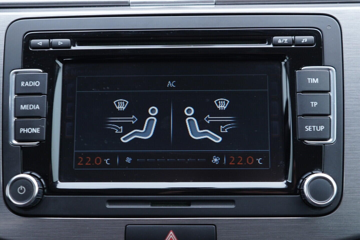 OV190V11545_32.webp_PASSAT comfortline 2.0 TDI 103 kW manuál