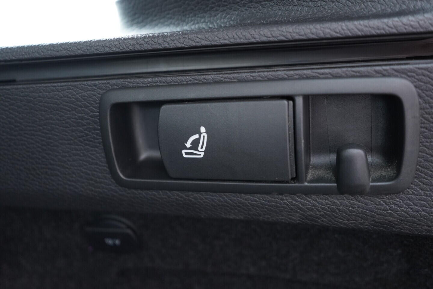OV190V11545_39.webp_PASSAT comfortline 2.0 TDI 103 kW manuál