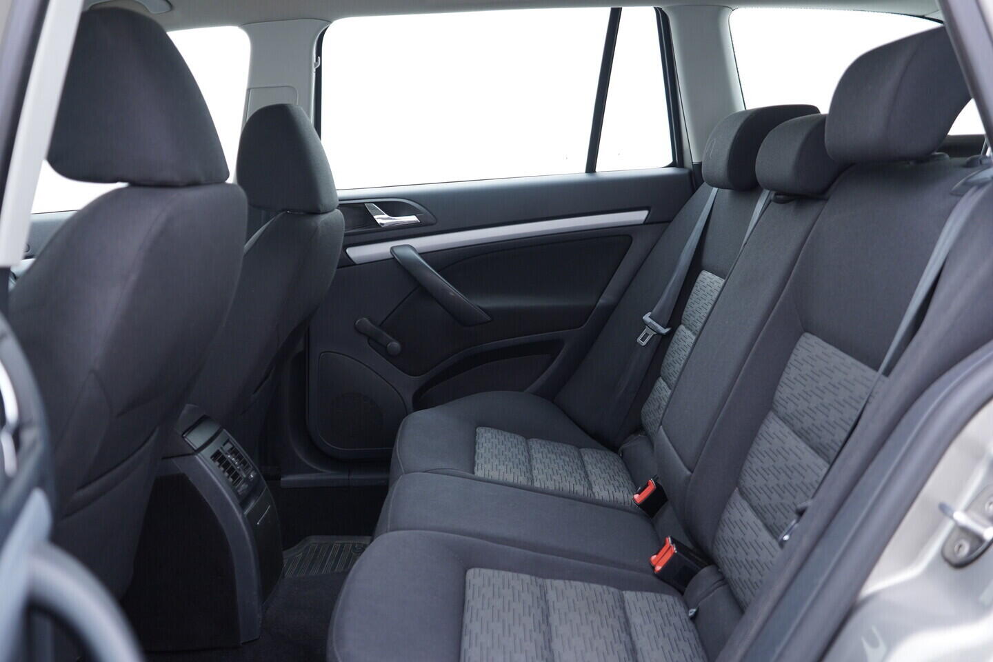 OV190V11546_34.webp_OCTAVIA Ambiente 1.9 TDI 77 kW manuál