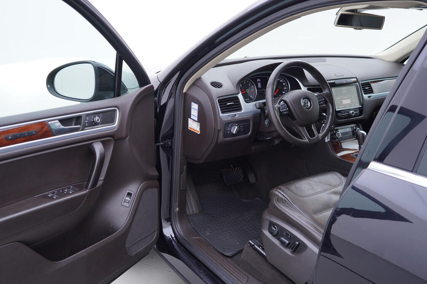 OV190V11555_18.webp_TOUAREG  3.0 TDI 180 kW automat