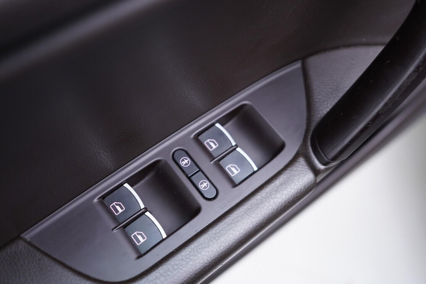 OV190V11555_20.webp_TOUAREG  3.0 TDI 180 kW automat