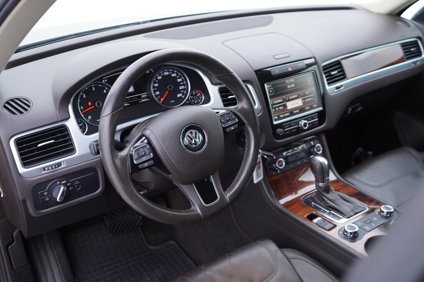 OV190V11555_22.webp_TOUAREG  3.0 TDI 180 kW automat