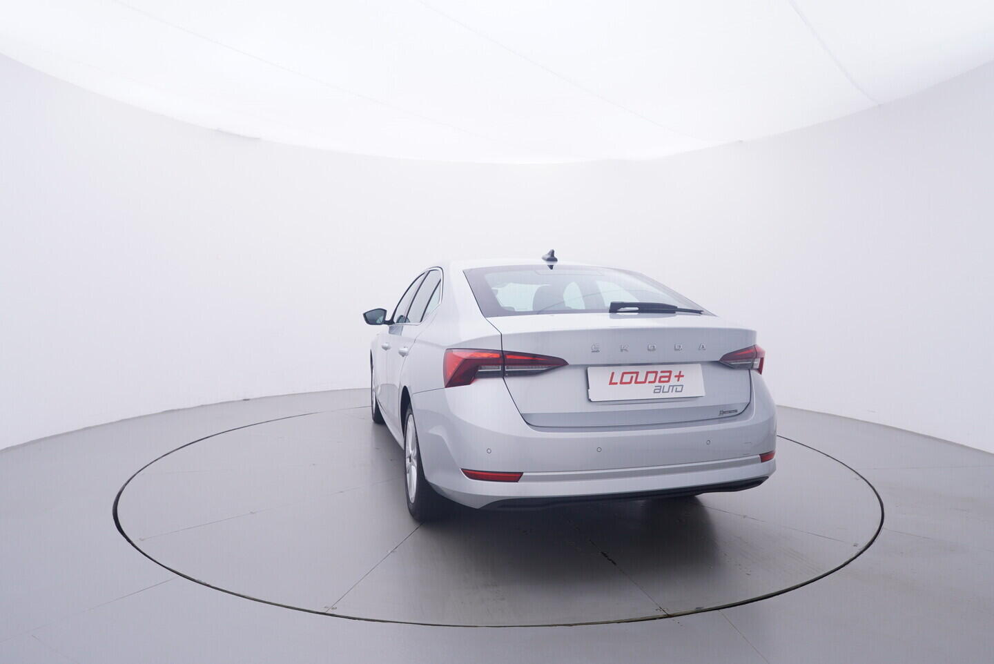 OV190V11557_13.webp_OCTAVIA Style 2.0 TDI 85 kW manuál, DPH