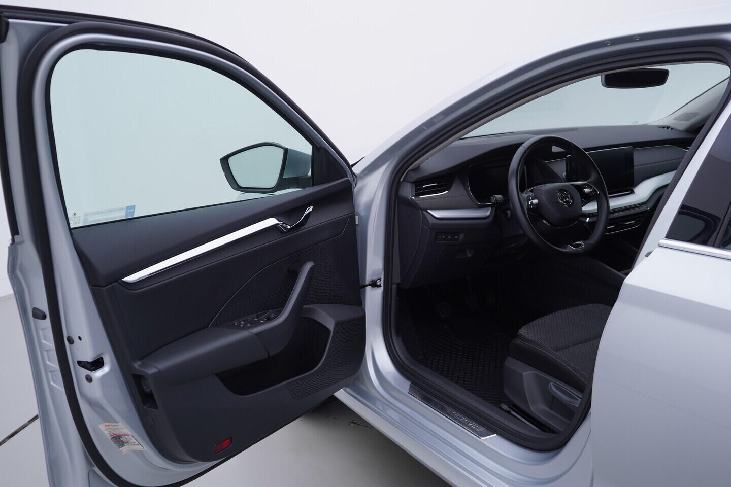 OV190V11557_18.webp_OCTAVIA Style 2.0 TDI 85 kW manuál, DPH