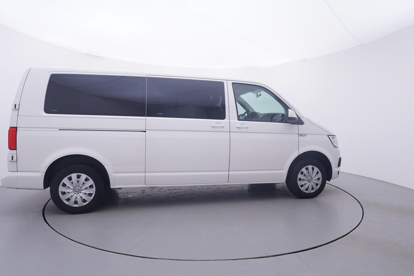 OV190V11566_15.webp_T6 TRANSPORTER   2.0 TDI 110 kW manuál