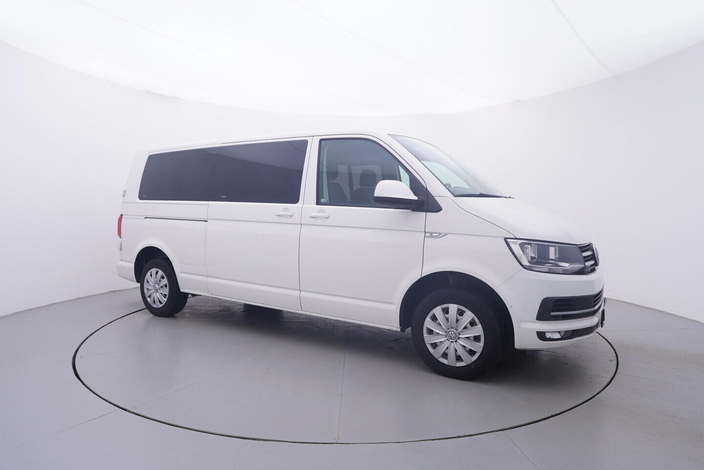 OV190V11566_16.webp_T6 TRANSPORTER   2.0 TDI 110 kW manuál