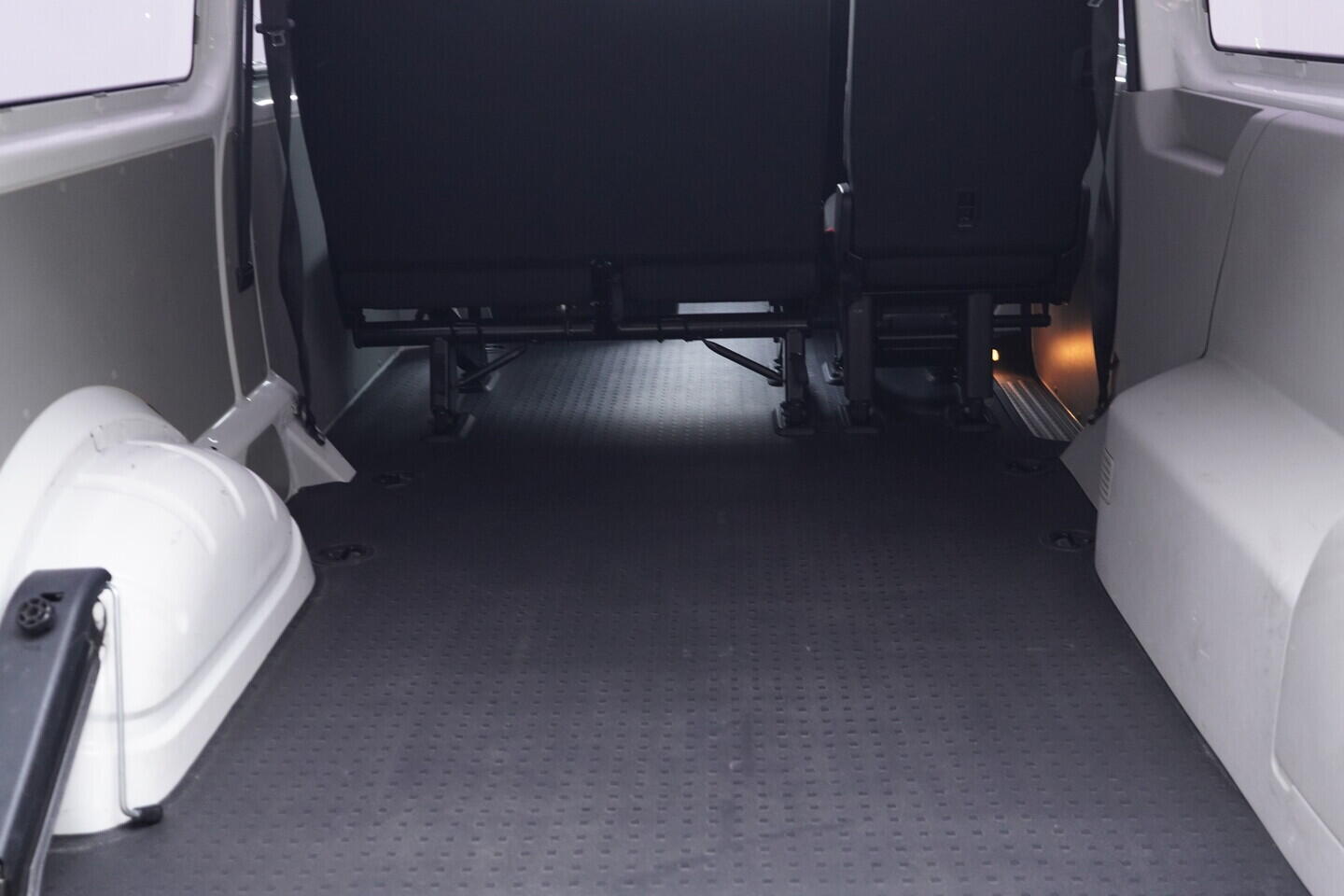 OV190V11566_30.webp_T6 TRANSPORTER   2.0 TDI 110 kW manuál