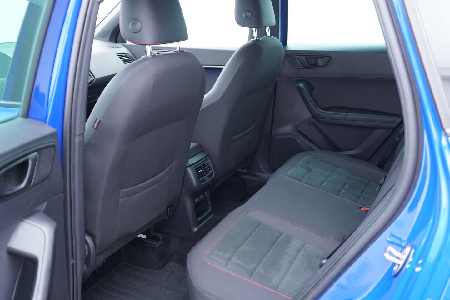 OV190V11572_34.webp_SEAT ATECA fr 1.5 TSI 110 kW automat, DPH