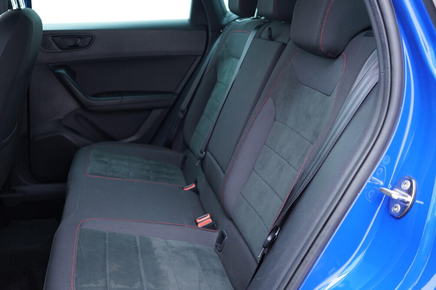 OV190V11572_35.webp_SEAT ATECA fr 1.5 TSI 110 kW automat, DPH