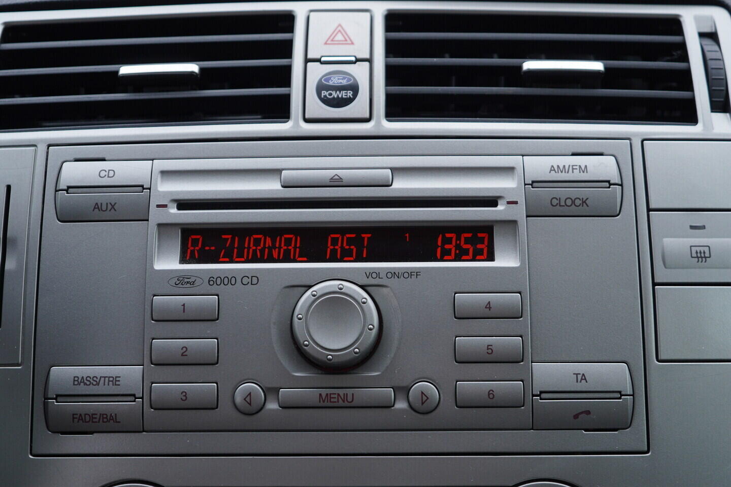 OV190V11589_28.webp_KUGA Trend 2.0 TDCi 100 kW manuál
