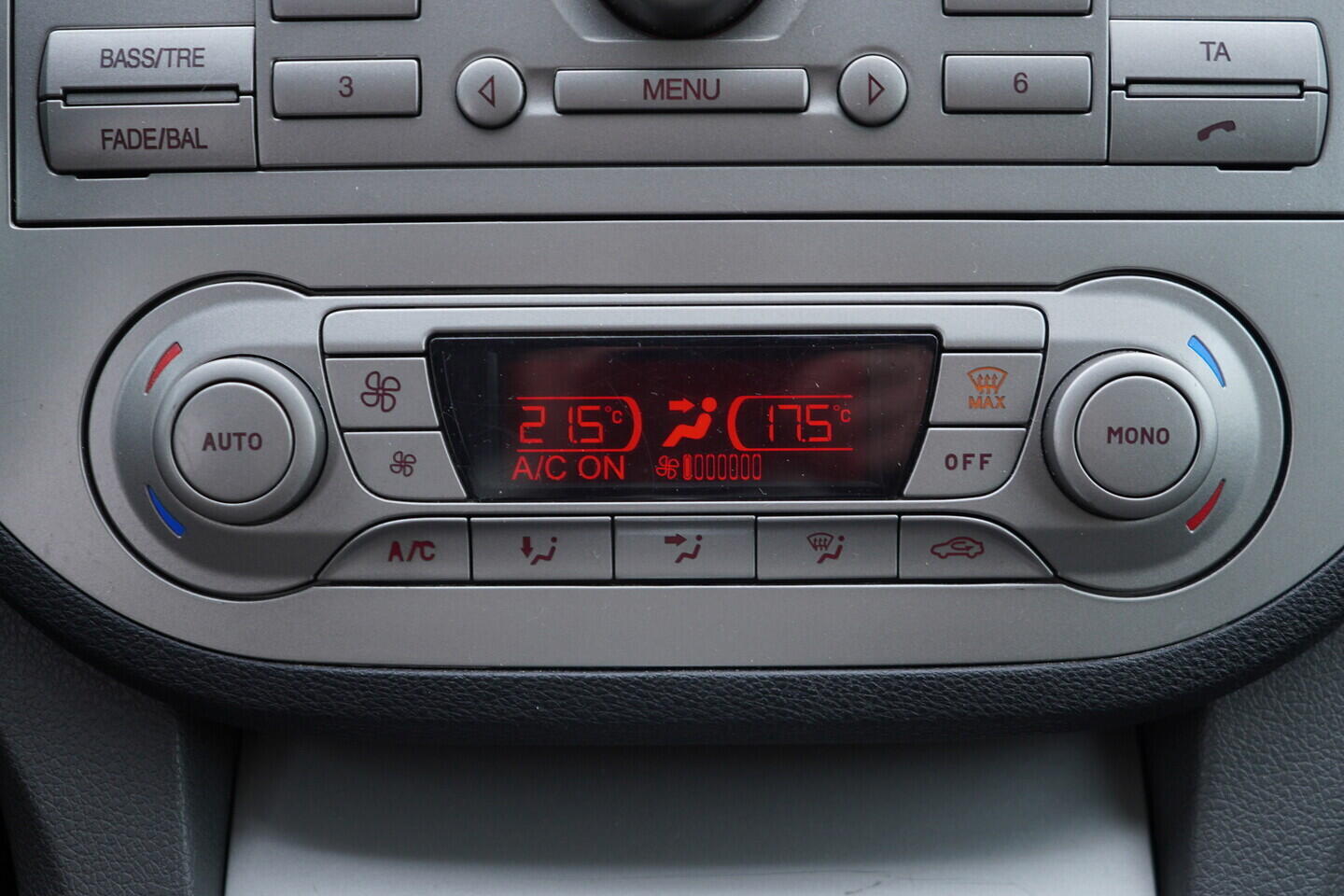 OV190V11589_29.webp_KUGA Trend 2.0 TDCi 100 kW manuál