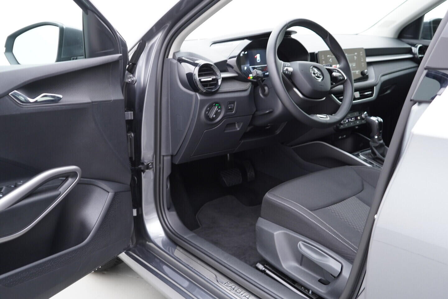 OV190V11628_18.webp_FABIA Top Selection 1.0 TSI 85 kW automat, DPH