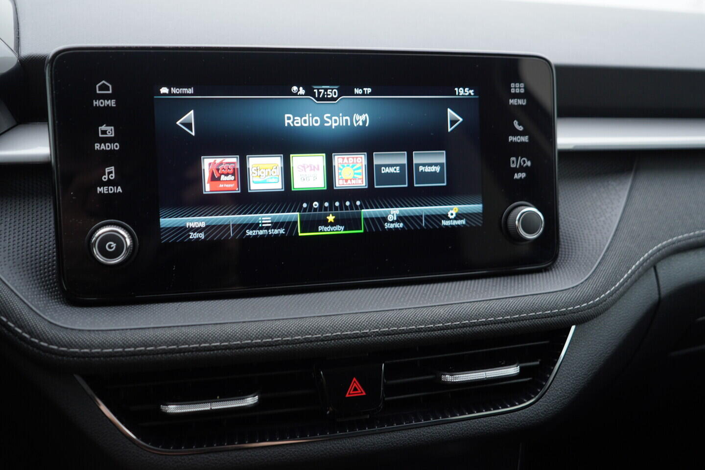 OV190V11628_28.webp_FABIA Top Selection 1.0 TSI 85 kW automat, DPH