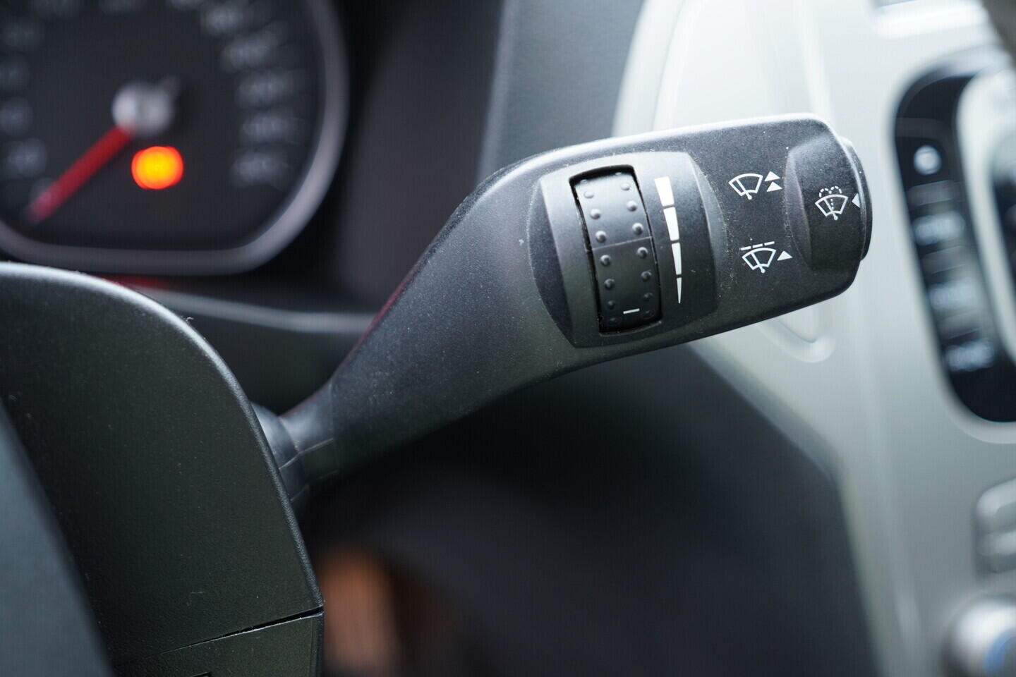 OV190V11629_24.webp_MONDEO  2.0 TDCi 103 kW manuál