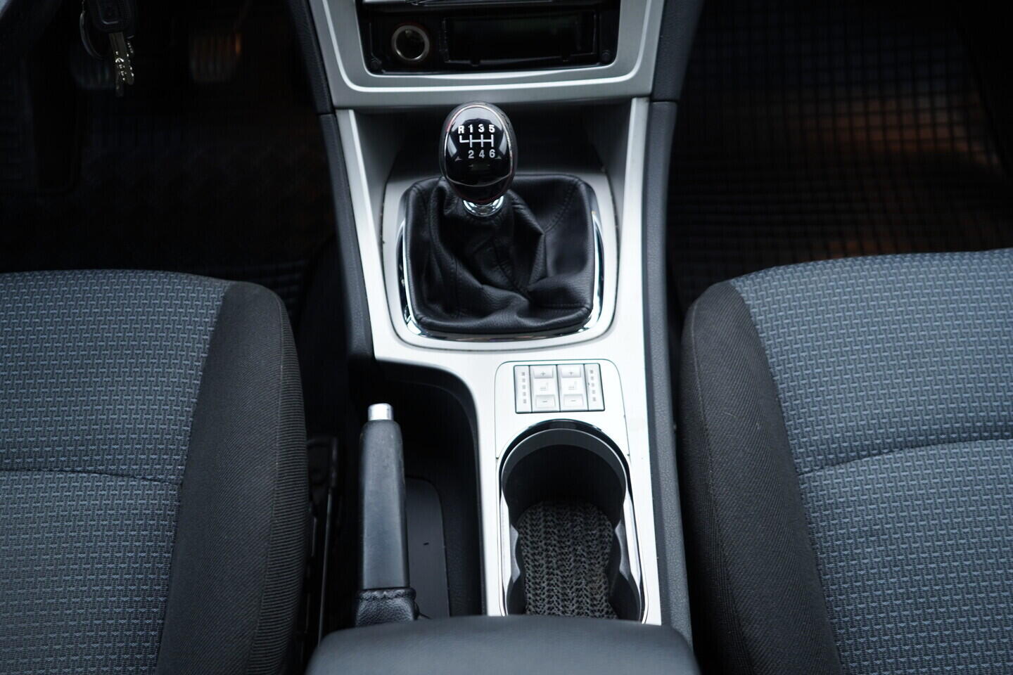 OV190V11629_29.webp_MONDEO  2.0 TDCi 103 kW manuál