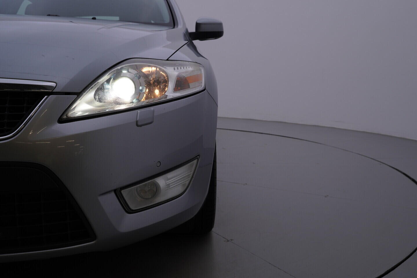OV190V11629_35.webp_MONDEO  2.0 TDCi 103 kW manuál