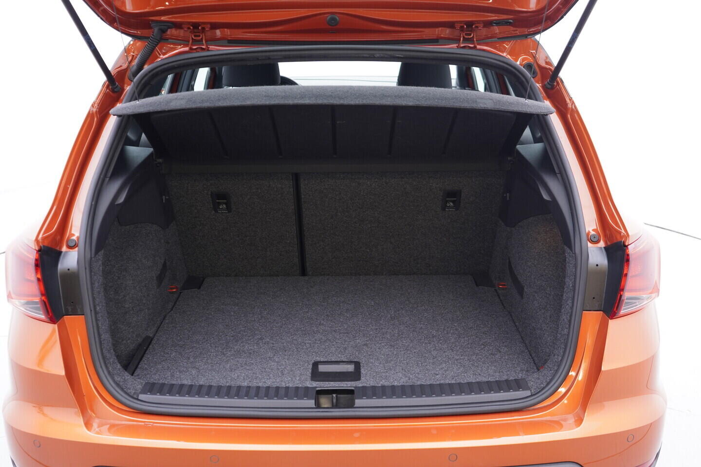 OV190V11632_39.webp_ARONA Xperience 1.0 TSI 70 kW manuál