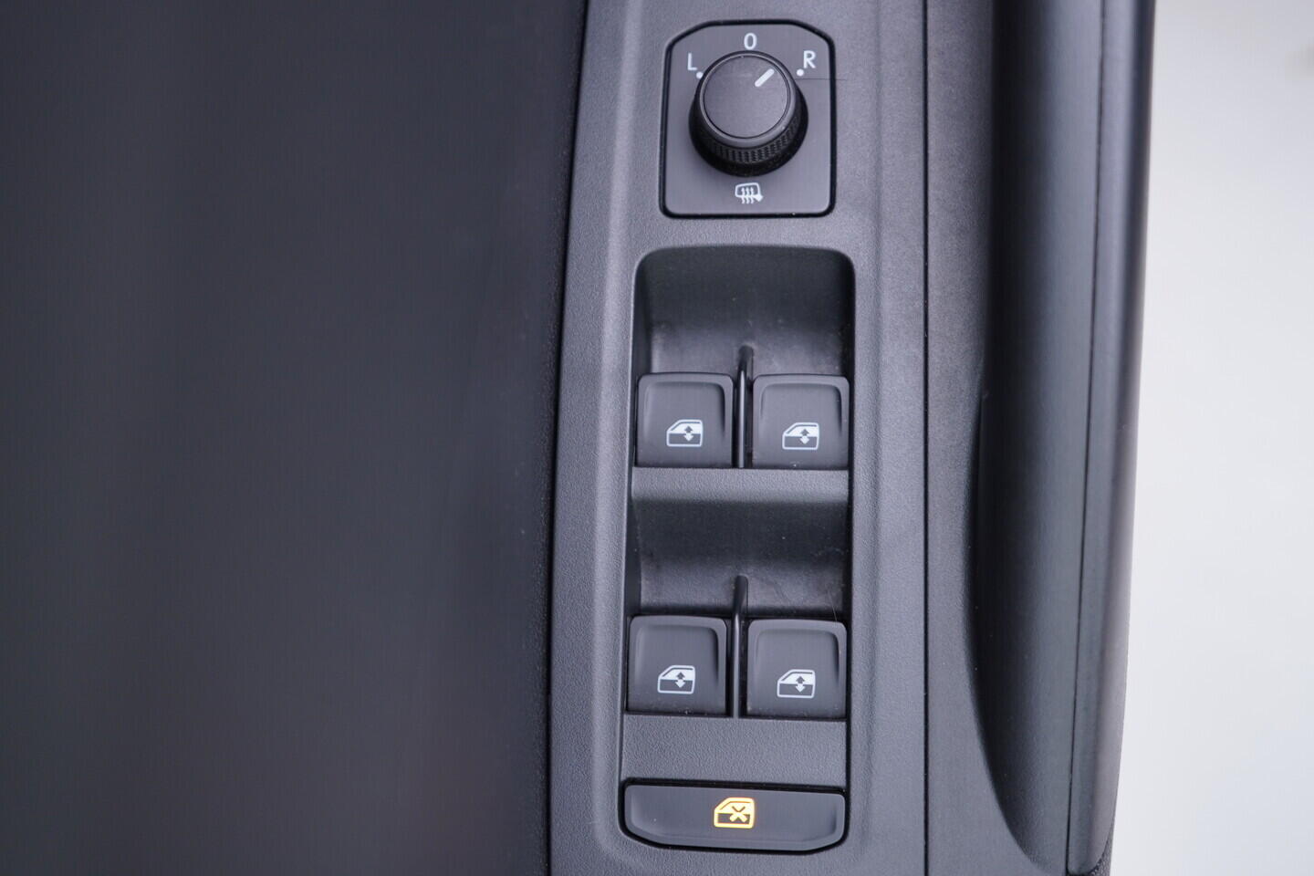 OV190V11636_20.webp_FABIA Selection 1.0 MPI 59 kW manuál, DPH