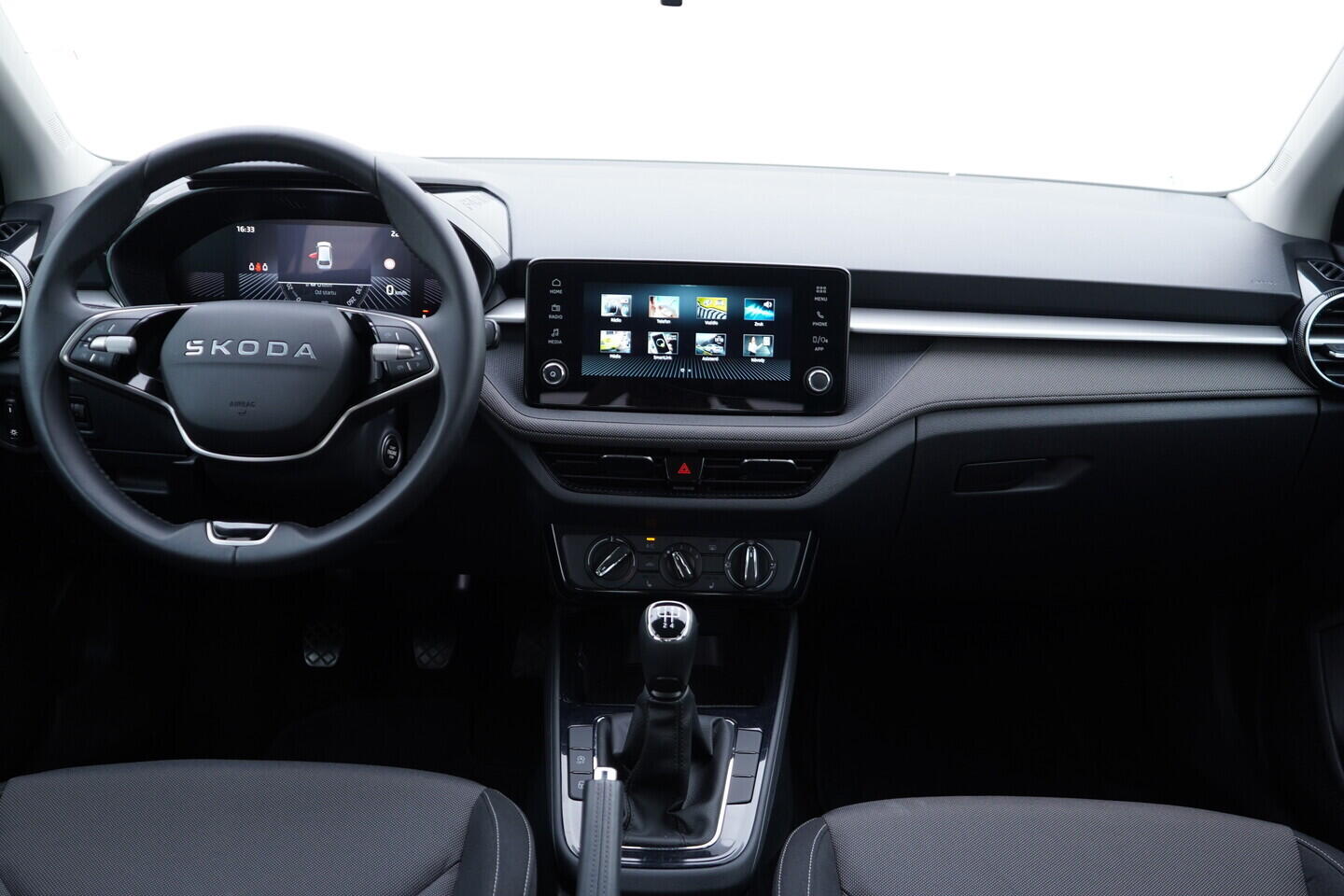 OV190V11636_25.webp_FABIA Selection 1.0 MPI 59 kW manuál, DPH