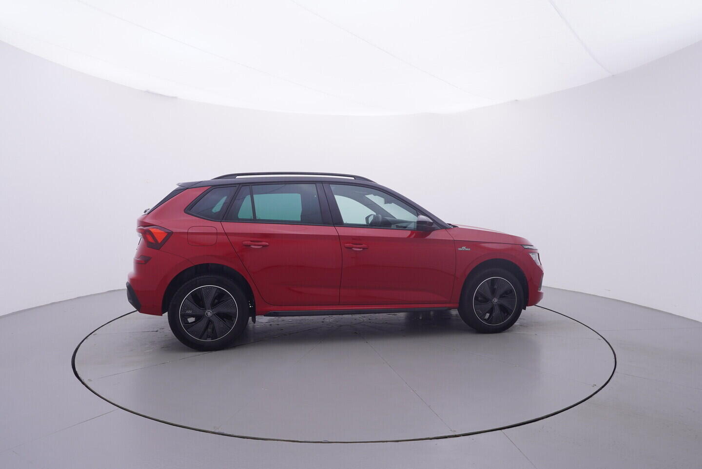 OV190V11638_15.webp_KAMIQ Monte Carlo 1.5 TSI 110 kW manuál, DPH