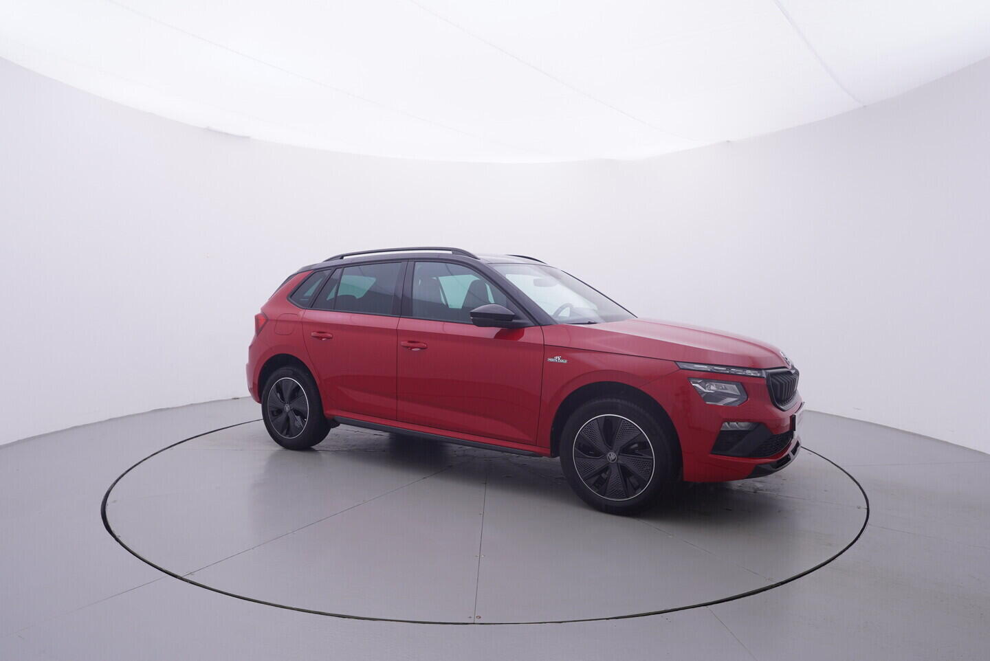 OV190V11638_16.webp_KAMIQ Monte Carlo 1.5 TSI 110 kW manuál, DPH