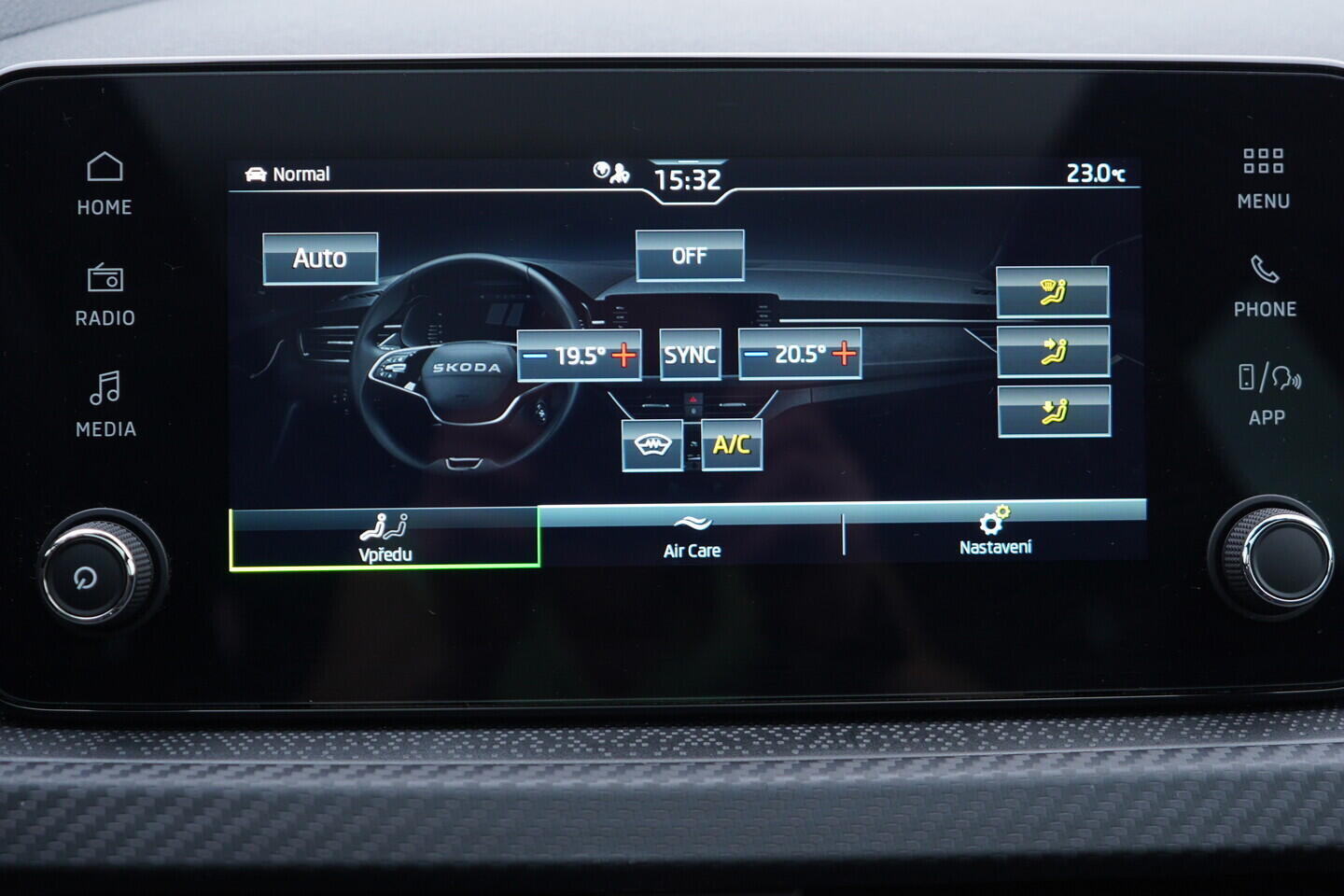 OV190V11638_31.webp_KAMIQ Monte Carlo 1.5 TSI 110 kW manuál, DPH