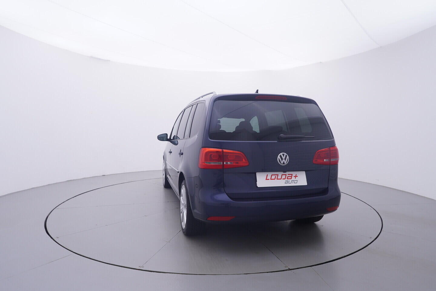 OV190V11649_13.webp_TOURAN  2.0 TDI 103 kW manuál